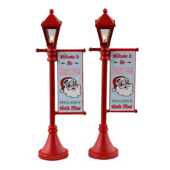 Lemax north pole lamppost, set of 2 Santa's Wonderland 2023