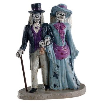 Lemax spectral couple Spooky Town 2020